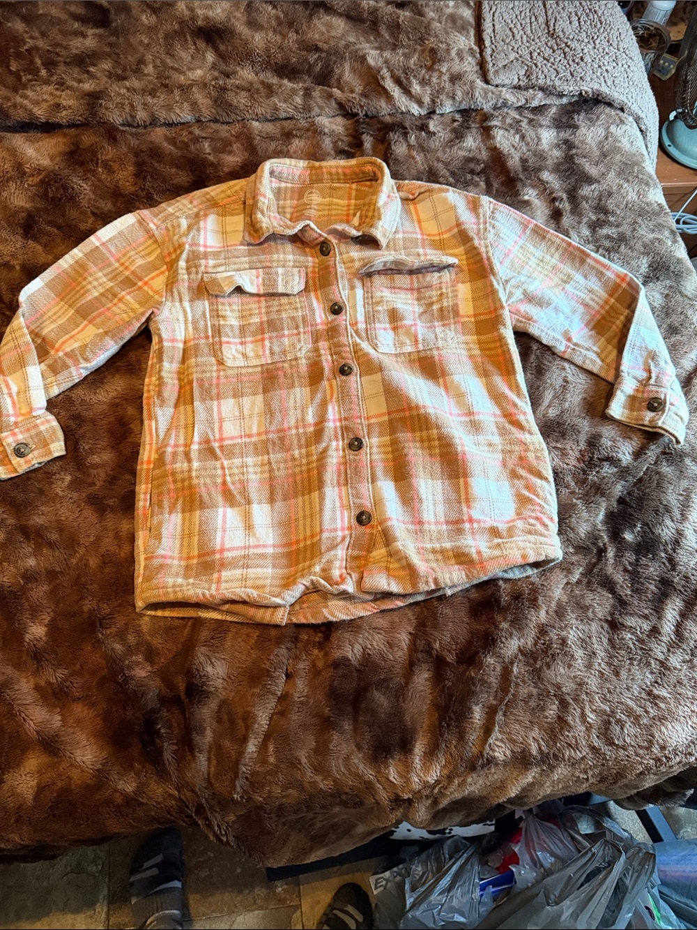 Girls Plaid Button-Up Shacket in Cream and Peach- Toddler Size (7/8)